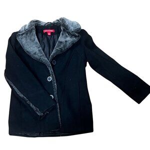 Vintage Gloria Vanderbilt winter coat ladies medium black, gray fur collar and a